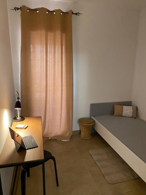 Akropole De Caroline, Central, Lumineux, Calme, Free Parking, Lift, 3 Beds