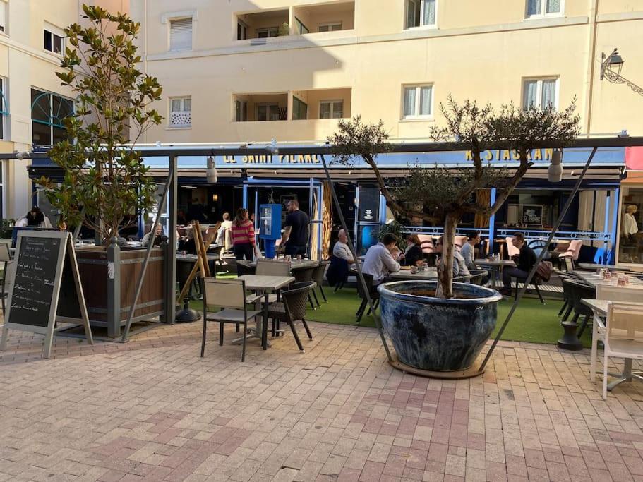 Akropole De Caroline, Central, Lumineux, Calme, Free Parking, Lift, 3 Beds